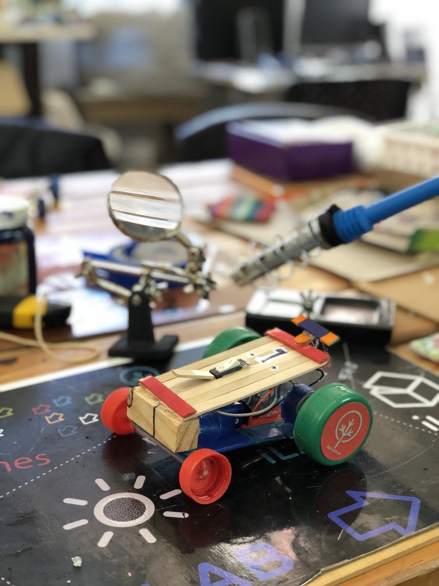 Talleres de arte y tecnología en Martinez #sabados 10:30 a 12 hs #electronica #robotica #diseño3D #programacion #imaginacion #diversion