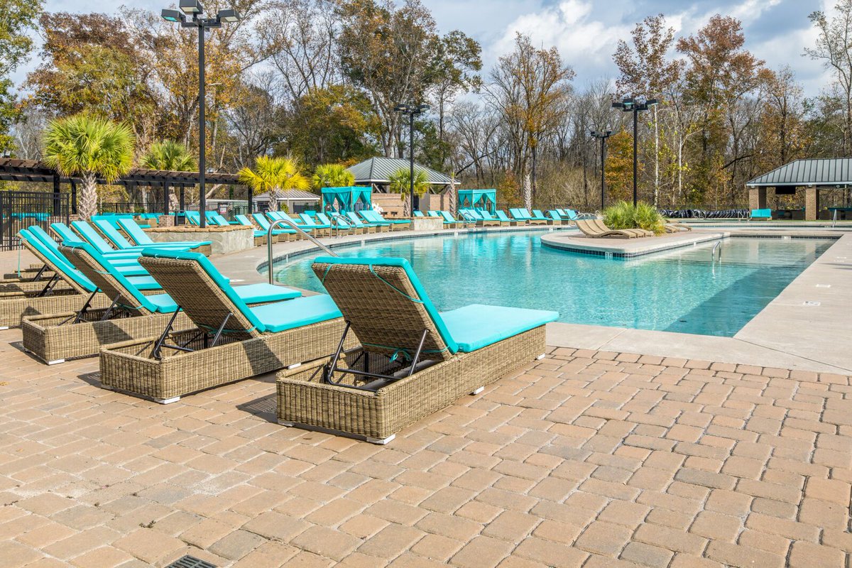 Athens Ridge tweet media