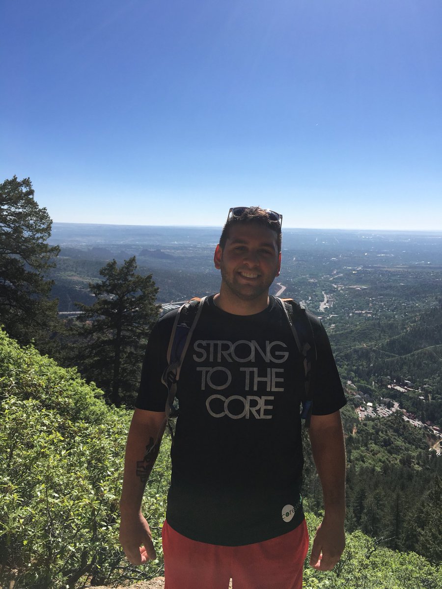 buckwild11389's tweet image. Hiked the incline in Manitou Springs. Worth it. #corestrong #SaturdayMotivation
