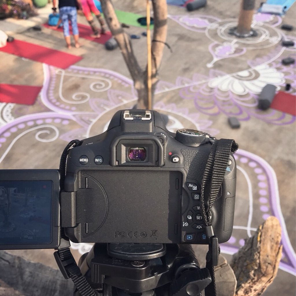 SoCallum's tweet photo. I feel so lucky to be able to call this my job! Traveling the world and doing what I love. 

🎥 This week I got a once in a lifetime opportunity to fly out to Malaga and film a promotional videos for a Yin Yoga course 🧘🏻‍♂️ and it was quite a surreal experience. https://t.co/Gur9GPNQDb