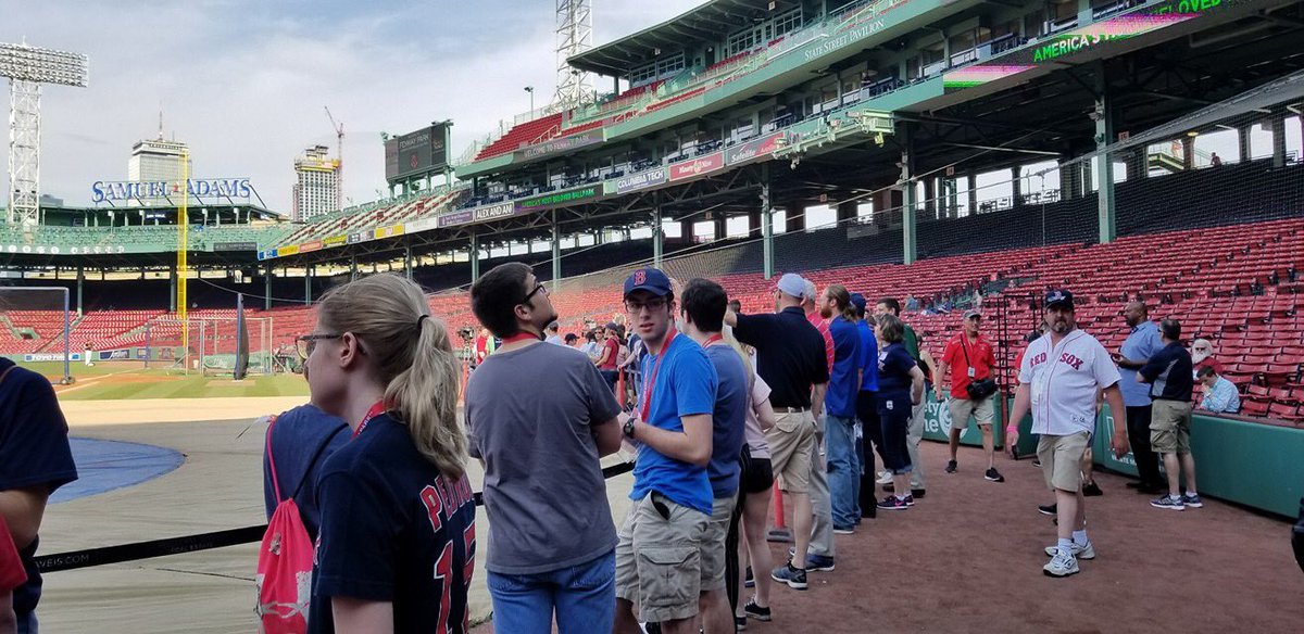 Gansett2018's tweet photo. Senior Class Trip- Fenway https://t.co/urkNBMw78U