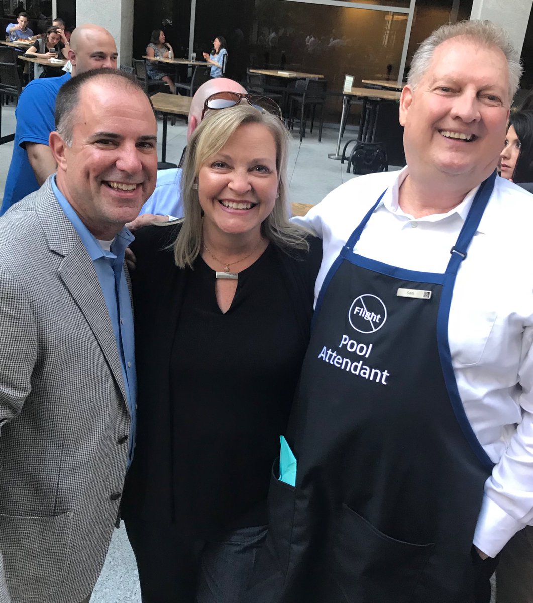 michielle_ua's tweet photo. Celebrating a great #beingunited leader on his upcoming retirement.  Thank u Sam for your leadership, care &amp; support. We will miss u!! https://t.co/o62lH8x71l