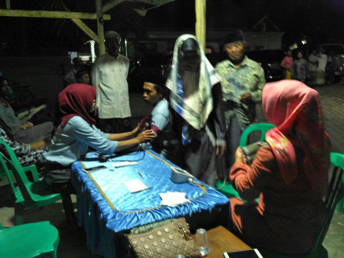 Syafari Romadhon di <a href="/desakarangdoro/">kantordesakarangdoro</a>