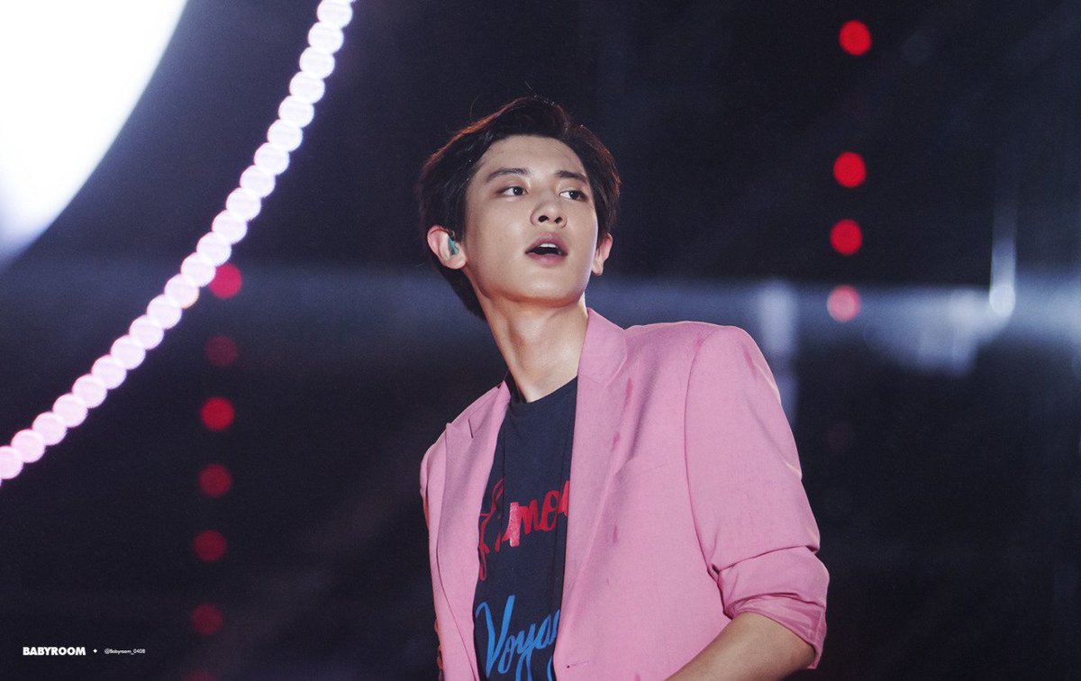 KingLoeyPics's tweet photo. 💕 #PremiosMTVMIAW #MTVLAFANEXOL #MTVLAKPOPEXO @weareoneEXO 💕 https://t.co/Q2IvRIhsi4