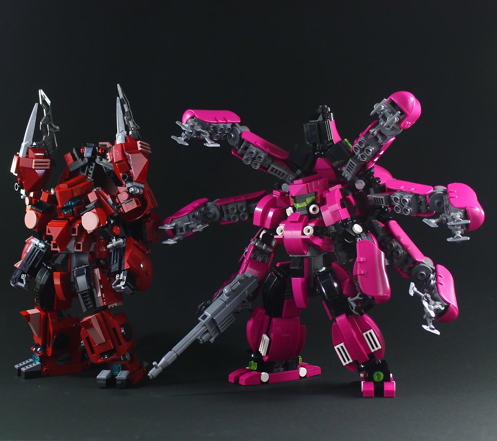 Moko Sur Twitter 今作のタコモチーフのロボと以前作ったカニモチーフのロボでツーショット 変形方法はカニ型と同じような感じなのですが変形後の迫力は結構差があるんじゃないかなと思います