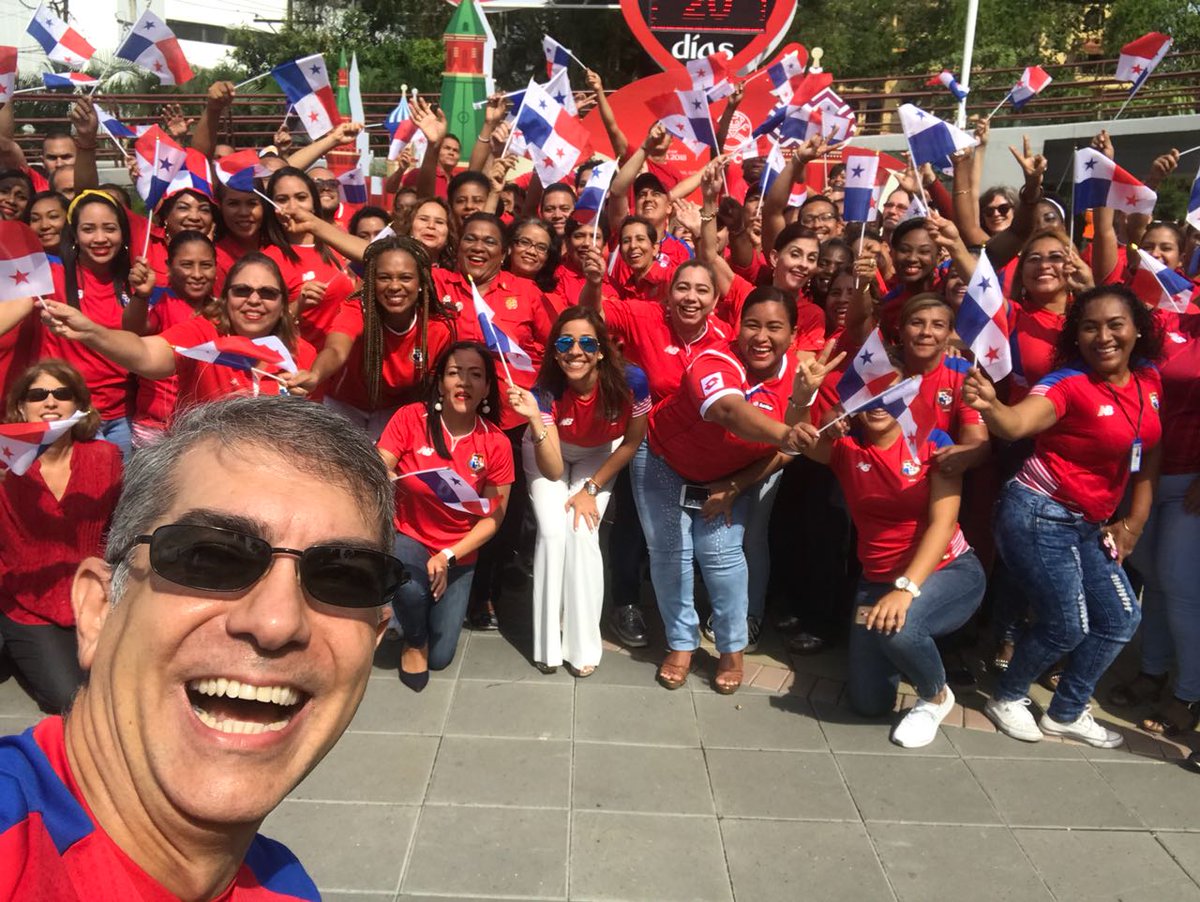 BlandonJose's tweet photo. La Alcaldía de Panamá pondrá, durante el Mundial de Fútbol, y especialmente para los juegos de Panamá, pantallas gigantes en puntos estratégicos de la Ciudad para apoyar a nuestra Sele y vivir en comunidad esta primera experiencia en un Mundial #AmoAPanama #VivaPanama https://t.co/nE6W9VYsJm