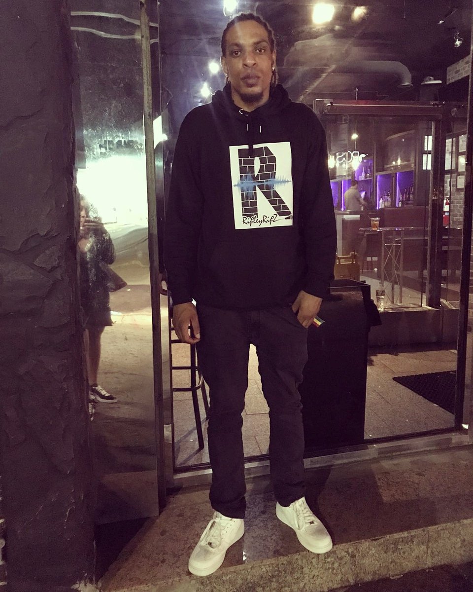 Ripley_RipZ's tweet photo. 🇺🇸NYC
BIG 🍎🍏🍎🍏🍎LAST NIGHT
⚠️🔞🎙🎼🎼🎼📡🎬🌍🎥🔥🔥🔥☢
#OnMyWay #NewYork #RichmondHill #BigApple #LynchGang #RunningAroundTown
#FridayFlex #NoDaysOff #Mc
#Trap #Grime #Baseline #Dubstep #RedGoldAndGreen #Rastafari #UpAndComingArtist #EastLondon #OprahMoney #HowYouMean https://t.co/iHk4GaserW