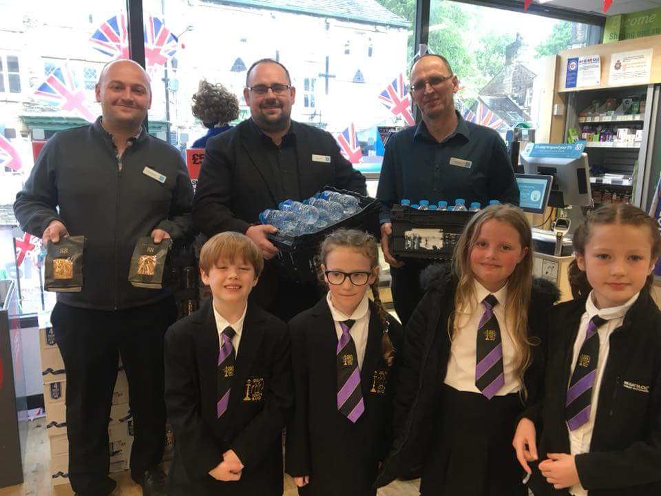 delphcoop's tweet image. A pleasure to be able to support the Delph Youth Band for this year's Whit Friday with water and cookies ! Always good to lend a hand within the community!