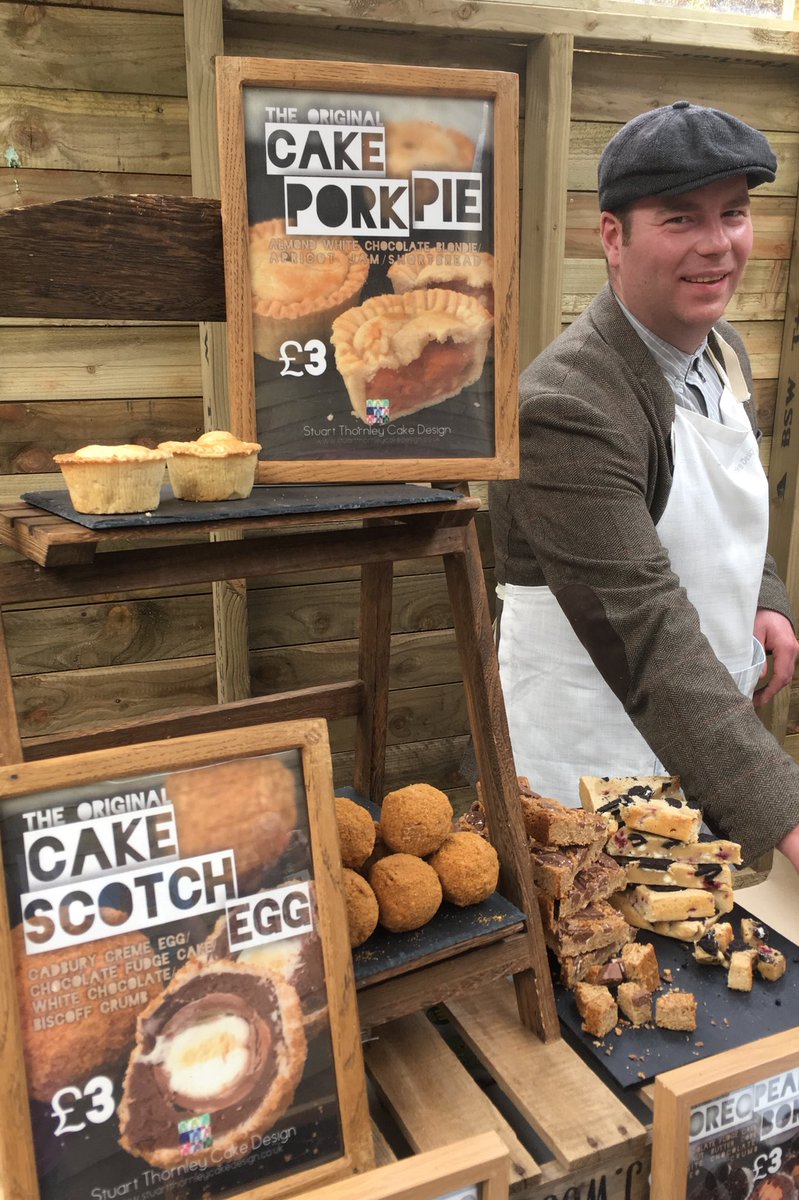 DorsetRachel's tweet photo. Fab local produce at @AlbionFarm_Shop #WhitWeekend food fair : delicious curry sauces from @FundamentallyUK, amazing bakes from @stcakedesign, tangy sheepโs cheese from @shepherdspurse & sweet #VanillaStout from @GreenfieldBeer #Delph #Lancashire #cakescotchegg #MrsBellsBlue https://t.co/cAQxLPLPvF