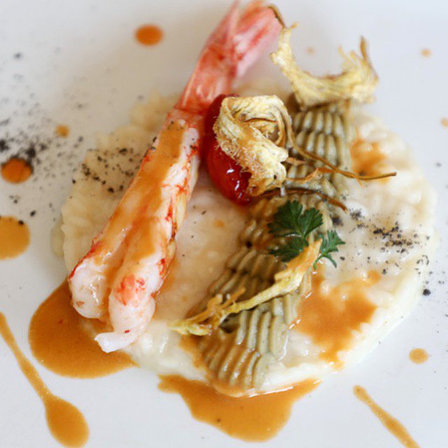 riservaSmassimo's tweet photo. Riso carnaroli "Riserva San Massimo" crema di carciofi e scampo dello chef Roberto Cerea al ristorante Da Vittorio cottura su Pentola D'oro @AgnelliAngelo per il pranzo di @AltissimoCeto #risotto #carnaroli #gourmet #luxfood #michelinstar #chef #gustoitaliano #italylovefood https://t.co/KZ7laBLDRY