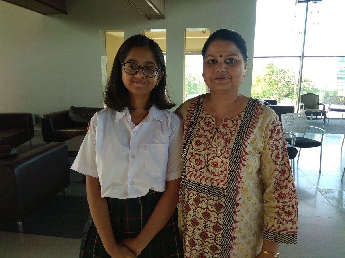 surendrasuri's tweet photo. #Jaipur की #Chahat बोधराज ने #CBSE 12वीं में हासिल की थर्ड रैंक। बधाई @cbseindia29 #NeerajModiSchool @hashjaipur https://t.co/ex0e71Bi8z