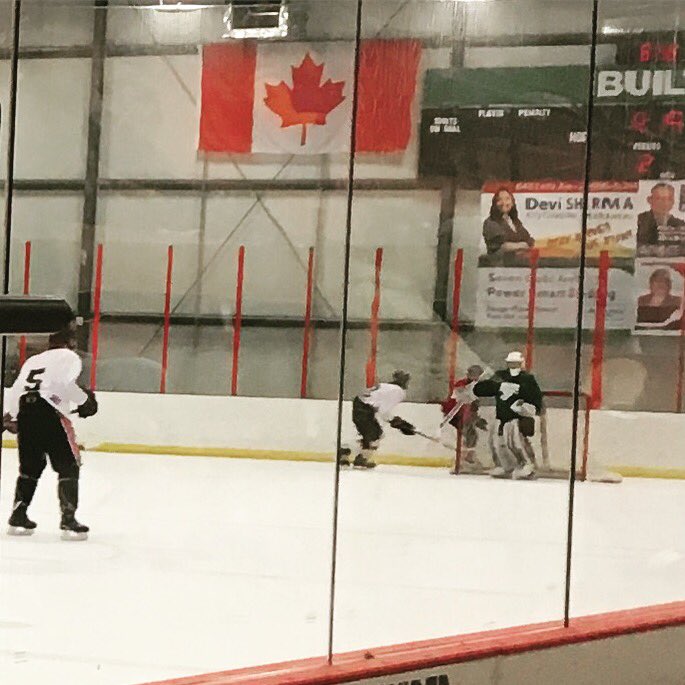 selkirksteelers's tweet photo. Day 2 is underway! Big thanks goes out to our weekend sponsors @bpgardencity and World of Water Selkirk!
#stb #springcamp2018 https://t.co/Jlz5LBSn7m