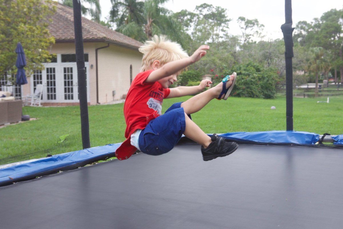 TheInspiredBee's tweet photo. More time in nature may go a long way toward reducing attention deficits in children and increasing their joy in life #inspired #theinspiredbee #breakingnews #parenting #kids #Outdoors #parentshacks #inspiredparenting #experiencelife @ExperienceLife https://t.co/9R8Us4K9ju