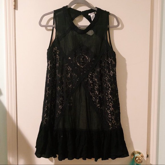 lavenderravenb's tweet photo. So good I had to share! Check out all the items I'm loving on @Poshmarkapp from @BeLoveArtista #poshmark #fashion #style #shopmycloset #marlow #esley #aboutagirl: https://t.co/c5ufQnYNLm https://t.co/soqM9WnPaJ