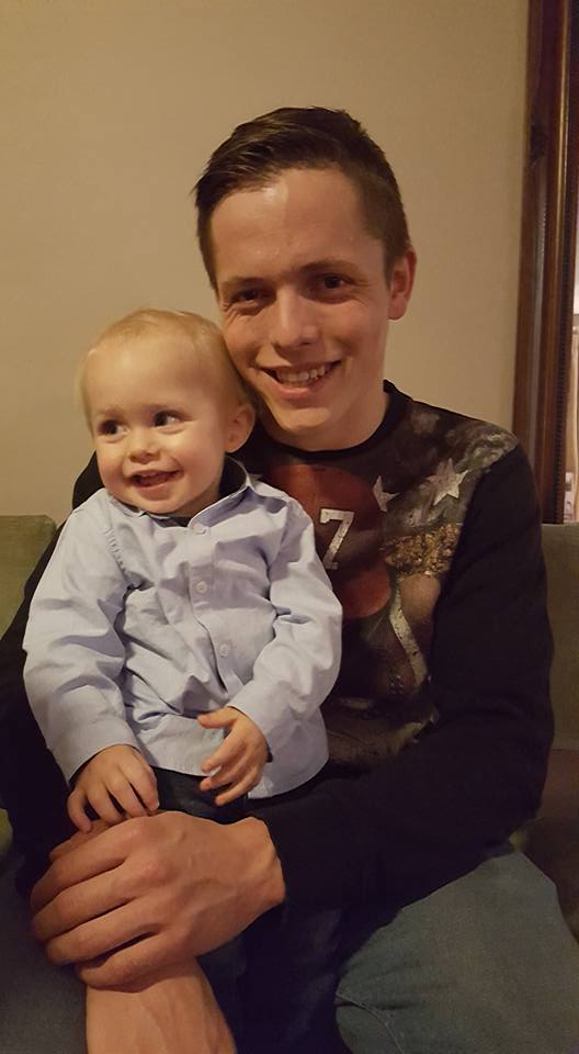 lastritez's tweet photo. Thank you for the messages regarding our family's loss , please retweet this we really need to raise awareness of depression. Our hearts have broken today. #depression #mentalhealth #heartbroken Rest in peace son xxx https://t.co/B7TgOriKTY