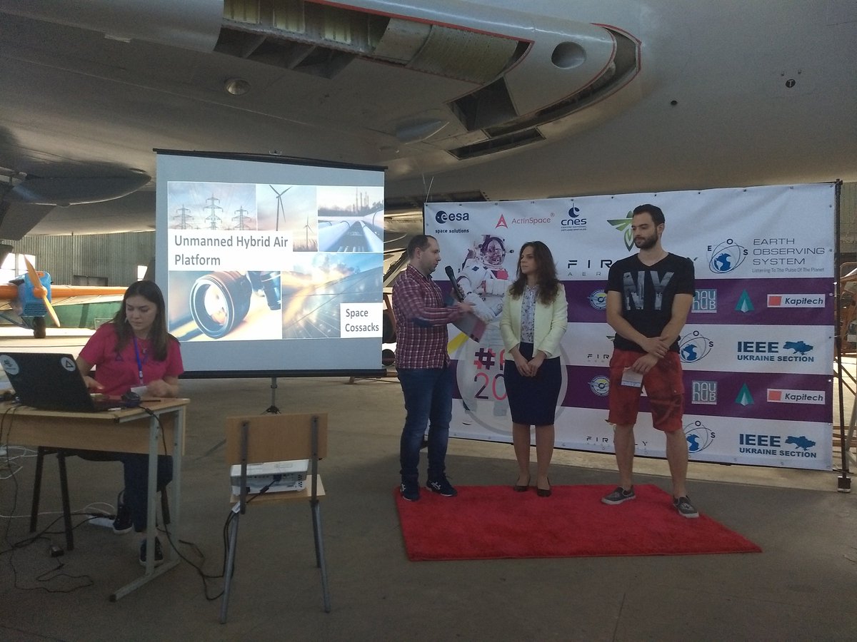 Time for pitches! #ActInSpaceKyiv #AIS2018