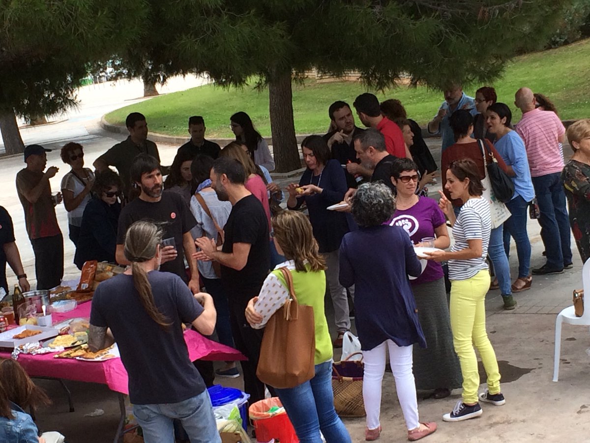 smestref's tweet photo. Dinar cooperatiu. Estem a les III Jornades d’Aprenentatge cooperatiu #CsACo #CsCEFIRE #CsEduca https://t.co/Xf3GPzNMFV