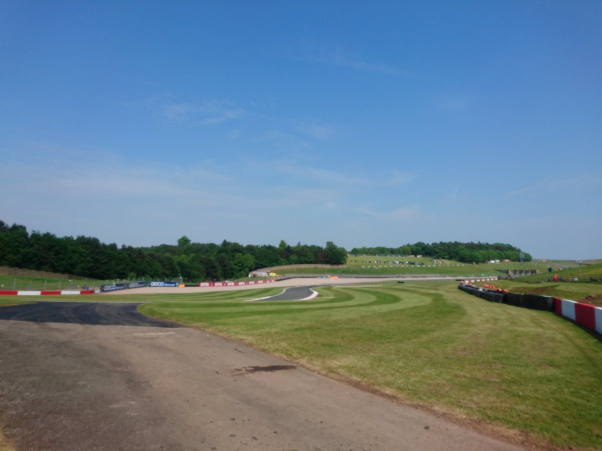 DavidJCoupland's tweet photo. Been posted in worse places. At least it's considerably warmer than yesterday ;-) #DoningtonPark #WorldSBK #Craner https://t.co/udRnYyXQGt