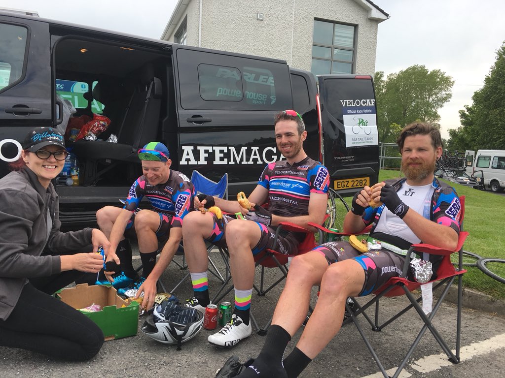 powerhousesport's tweet image. We may be down to three riders but Lindsay Watson, team Velo Cafe Magasin Powerhouse Sport, just won First County Rider in today’s stage 7 of @rastailteann @powerhousesport @velocafemagasin
