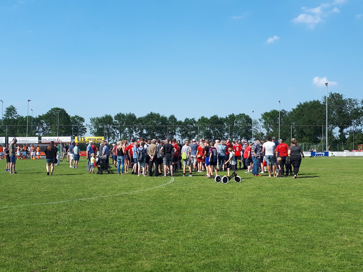 We Are The Champions⚫🔴 Eindstand 1-5.