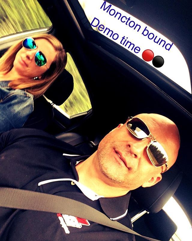 beast_duguay's tweet image. 🔥Demo Time 🔥
Drop by @supplementkingnb 12-3pm, today to sample our new line of ProSupps MyShake. I’ve brought them all. .
.
#demodaze #samplingtime #cakebatter #snickerdoodle #grahamcracker #triplefudgebrownie #prosuppsambassador ift.tt/2s7qPaC