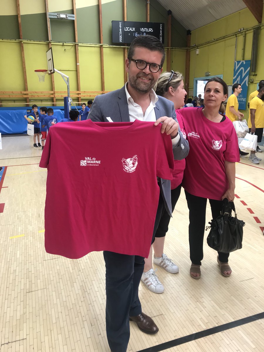 luccarvounas's tweet photo. 25ème édition de la Fête nationale du mini-basket à @Alfortville_94 #FierDeNosSportifs de l’USA Basket #FBMB 🏀 @val_de_marne @ffbasketball https://t.co/Y19Q3u0mhV
