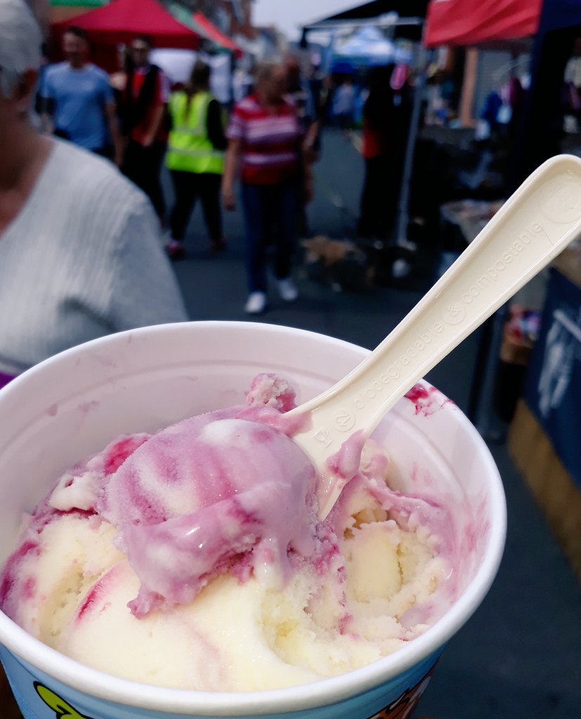 Well done <a href="/Chewmoos/">Chew Moo's Ice Cream</a> for using #biodegradable spoons with your delicious #icecream here at #eatBurnham!