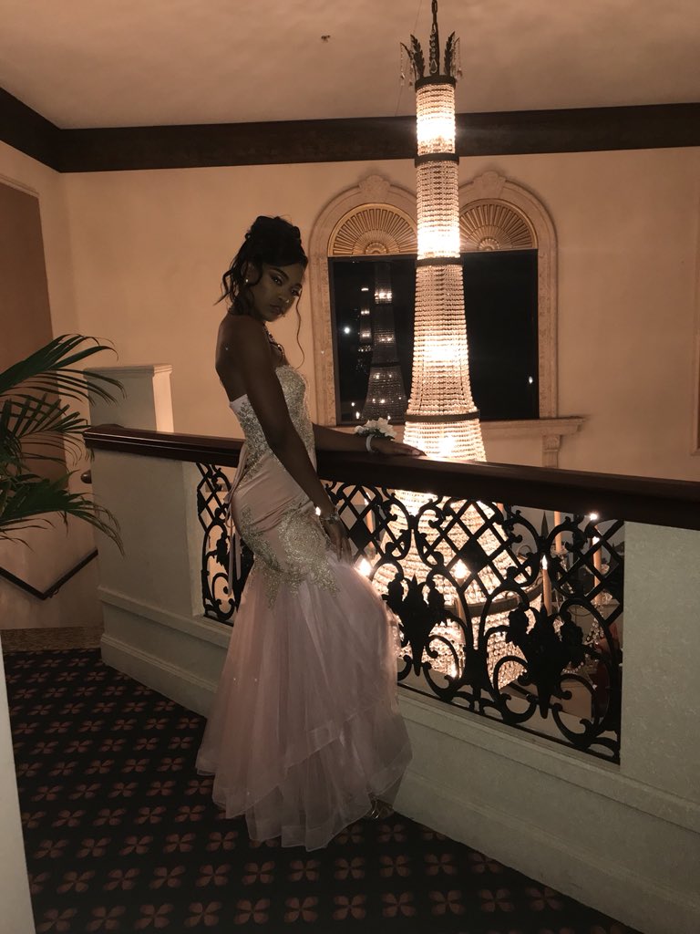 PromPics's tweet photo. This !

https://t.co/ulcG7ih97N