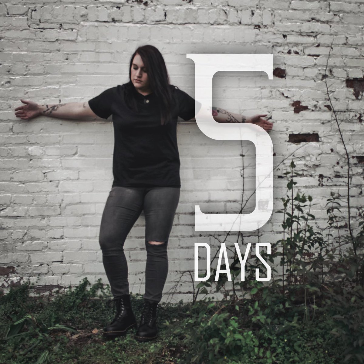 ItsTheRealHill's tweet photo. Hey Party People!!
•
Praisin’ my God because “Like Jericho” is only 5 days away!
•
5 DAYS!!!!! 5-31-18
•
#likejericho #singlesrelease #singersongwriter #christianpoprock #christianartist #hill #itstherealhill #5days #whosready #thankyoujesus #ccmartist #blessed #PraiseJesus https://t.co/h2VokiNZEi