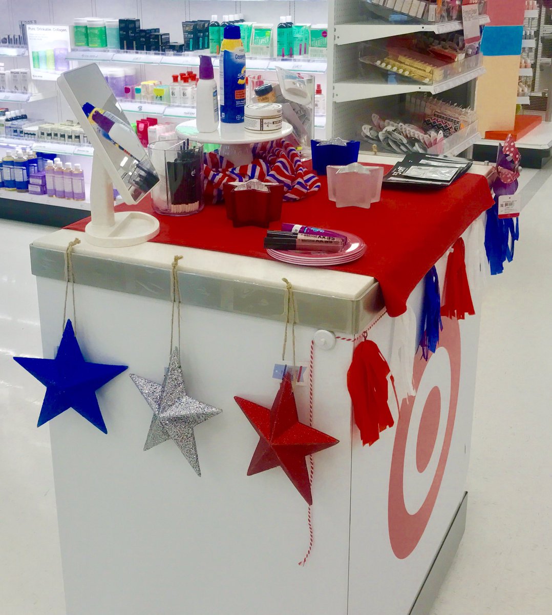1753 is ready for Memorial Day!! Come see me to sample some amazing beauty products!!! Please have a safe holiday weekend and remember what Memorial Day is for! #rememberthesacrifice #memorialday #targetbeauty <a href="/OneEyedLance/">Lance Leithead</a> @ContrucciJoe <a href="/4everettMark/">Mark.Everett</a>