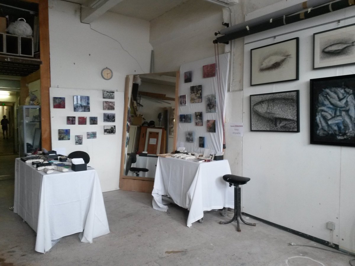 #lesfrigos2018 #escalierB #4èmeétage

 Eric de St Chaffray sculptures / peintures
 Pascale Pierrefitte sérigraphies / arts de la table
 
 26-27 mai 2018
 Portes Ouvertes : les-frigos.com/acces.html 
 #lesfrigos #frigos #frigonautes