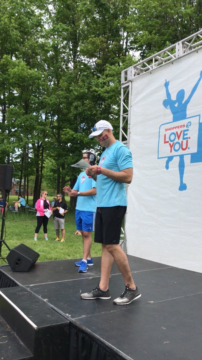 RunForWomen's tweet image. Welcoming all the @ShopprsDrugMart @LoblawsON executive team to the #SHOPPERSLOVEYOU #Runforwomen