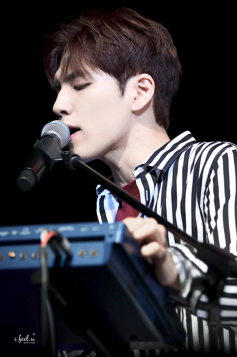 1feelu's tweet photo. 🤦🏻‍♀️ 넘 잘생겼ㅈ..ㅣ
#데이식스 #Day6 #원필 #Wonpil https://t.co/NhQ3pjfq1V