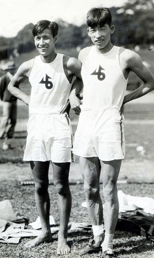 crypto_torch's tweet image. During the 1936 Berlin #Games, two Japanese pole-vaulters tied for second place. Instead of competing again, they cut the #silver and #bronze medals in half and fused the two different halves together so that each of them had a half-silver and half-bronze medal.
#Olympics #Crypto