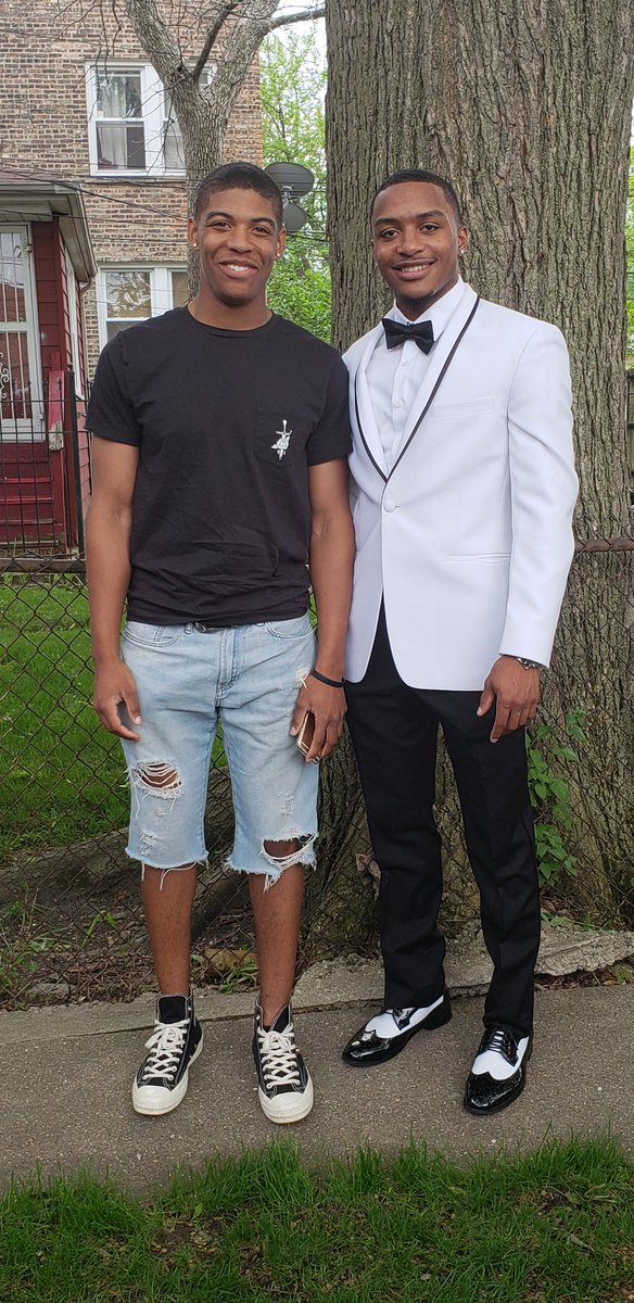 MeSoLoyal's tweet photo. I DON'T NEED TO MAKE A STORY ON HOW THE BOND IS. #UNBREAKABLE #2018BASEBALL #BROTHERS https://t.co/yp5GsuQYNJ