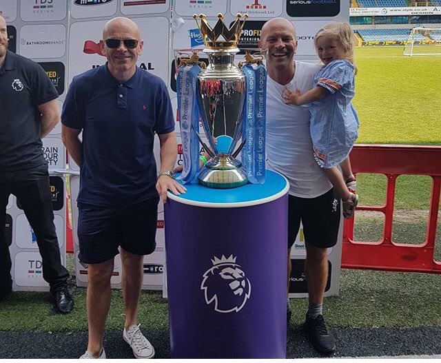 gailsyfinch's tweet photo. Odd and Bod and Lucy with @ThePremiership2 Trophy @TheBigMatchCo @MillwallFC #coys https://t.co/AmHdYFPvV3