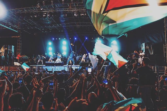 machelmontano's tweet photo. Happy 52nd Independence and Happy 1st Carnival Guyana 🇬🇾!!!! Thanks you for an awesome night 🙏. 📸 @ryanmattis https://t.co/zSgAbDokQ5 https://t.co/Ha7Y4DRnZv