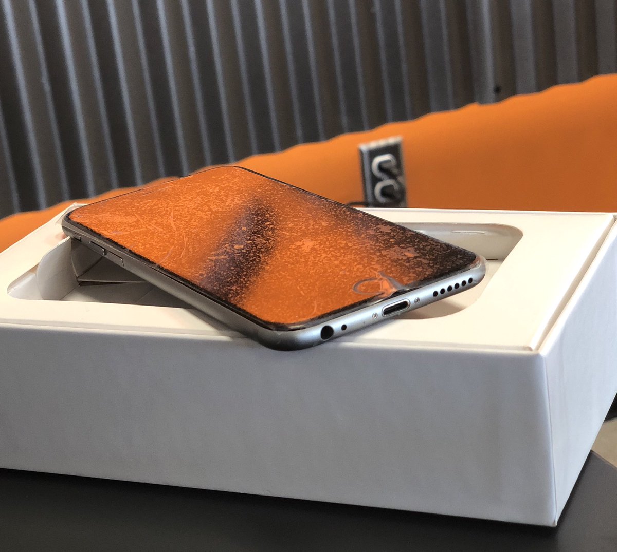 WesternBoost's tweet image. Switch over to boost mobile get pre-owned iPhone 6 $125 includes the $50 plan for the first month you will get unlimited talks&amp;amp;texts and Data 4G High speed for the whole month. Also you will get 8GB Hotspot for FREE! Pay $10 More get 20GB Hotspot. We located on 5350 Airport Hwy.