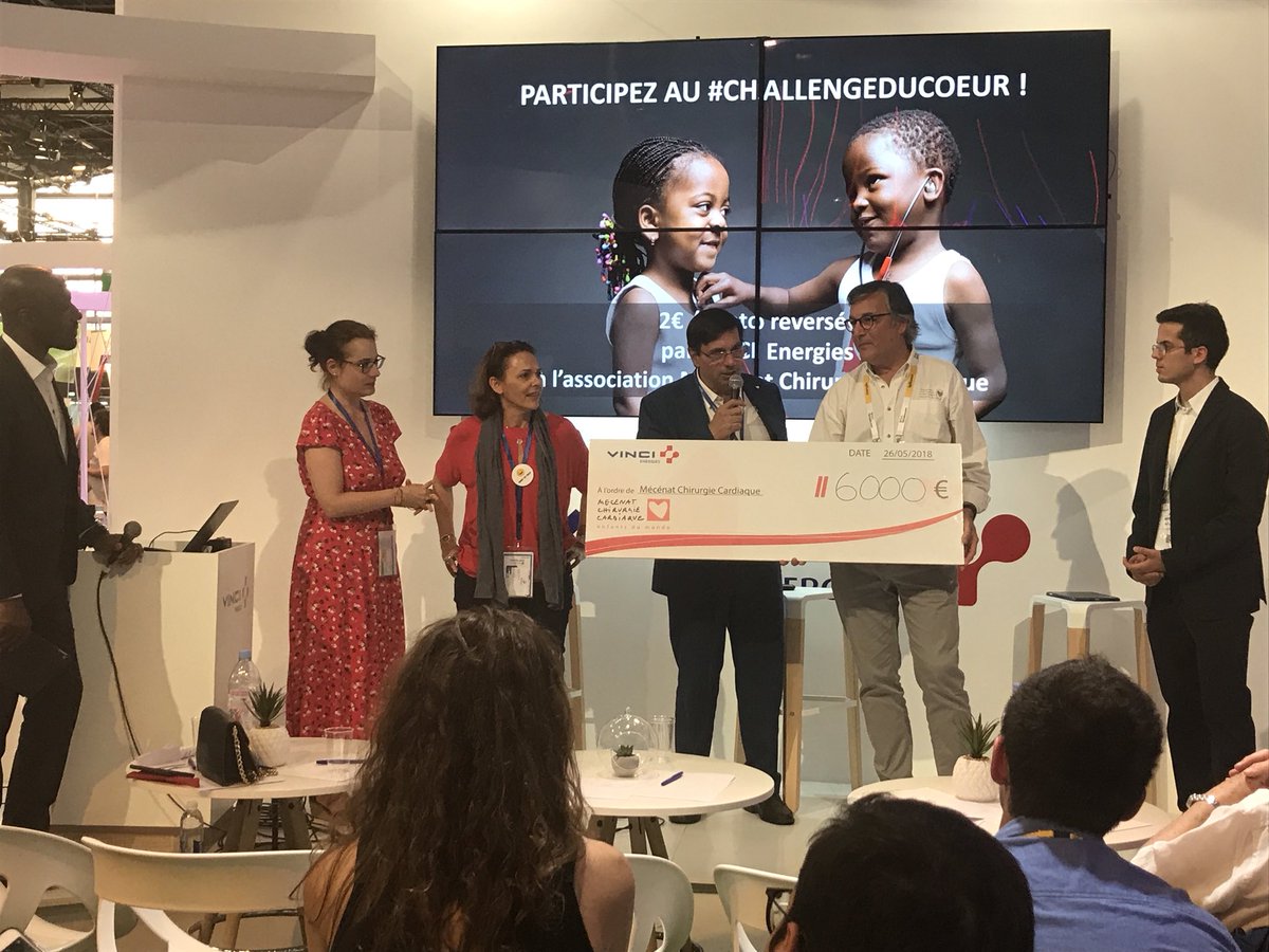 Kaja_Kapitaniak's tweet photo. 6 000 € pour #ChallengeDuCoeur grâce à vos selfies !!!! Bravo !@mecenatcardiaqu @VINCIEnergies #VivaTech #HumanBeyondDigital https://t.co/BJpyeeFq71