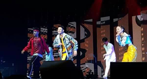 kydlin's tweet photo. Darren with @BonifacioAc and @kyle_echarri #DARRENisUNSTOPPABLE https://t.co/Qa0XjcU38S