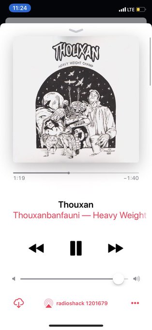 Watch Mom's leaked NSFW photo on TwXstars