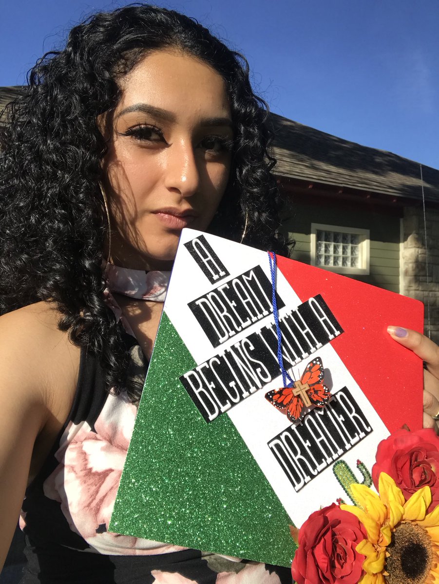 jessy_carrill0's tweet image. I moved to the United States in 2006.   I’m limited to pursue my dreams but as a #DACA student I am dreamer with a vision and nothing is stopping me just because I’m undocumented.  I have put everything in God’s hands and nothing can defeat that!  #UndocuGrad #dacastudent