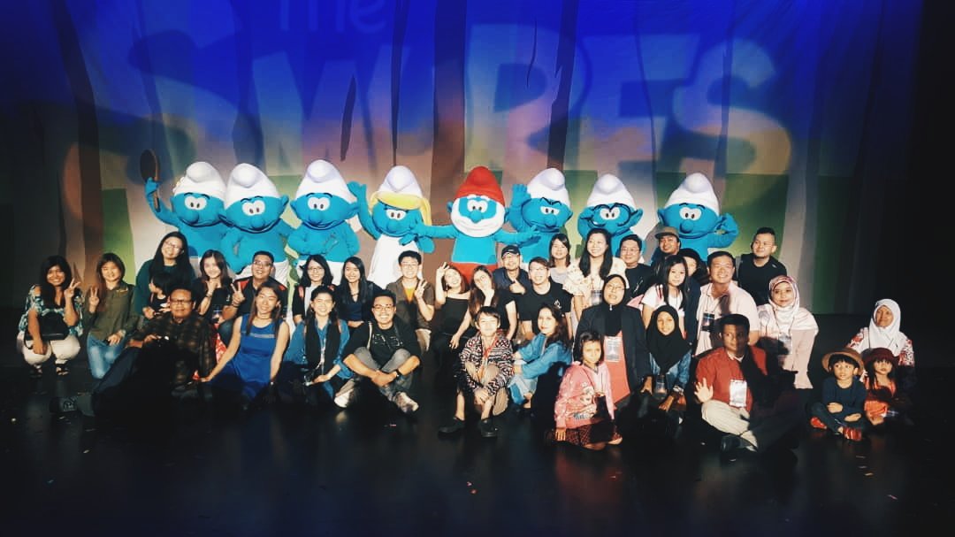 thisisreef's tweet photo. The Smurfs Live On Stage - The Smurfs Save Spring di Resorts World Genting bermula 26 Mei- 24 Jun 2018. Ia dibawakan khas bersempena dengan ulangtahun ke-60 karektor kartun ini.

#thisisreef
#REEFISM
#REEFISMTERRITORY
#ResortsWorldGenting
#RediscoverGenting
#ComeOnUp
#TheSmurfs https://t.co/hiMfytWVY7