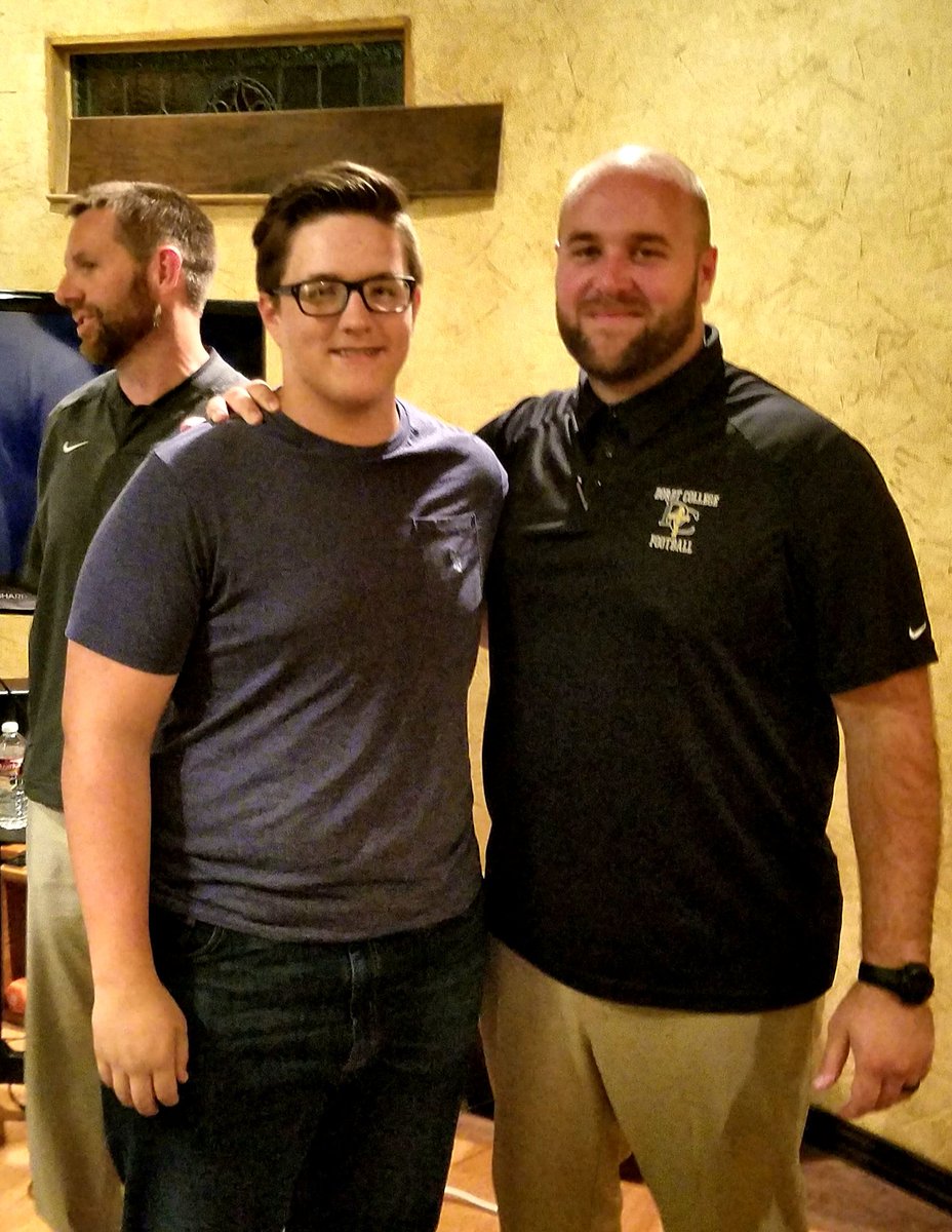 calliesclan's tweet photo. Finally a minute to catch my breath and thank @_CoachNutt @Coach_Mingo @coach_penner and the Peterson family for inviting @callies_sawyer and me to hear about @DordtFB last night. So much great information and advise. See you in June! #futuredefender? https://t.co/ljFZpG4YWm