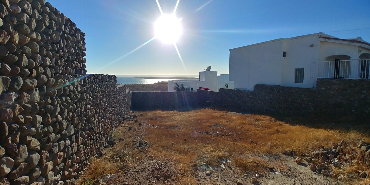CBRiveras's tweet photo. LOTE 10 PALMIRA
La Paz | MLS# 18-617
More info: https://t.co/gyT8T2nJ5a 
#cbriveras #realtors #realestate #lotforsale #lapaz https://t.co/r7i75xLilZ