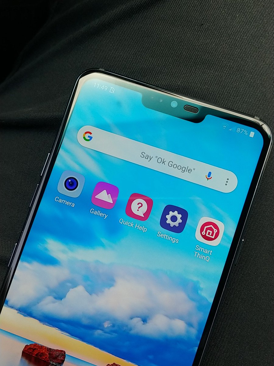 yourlgguy's tweet photo. The LG G7 ThinQ available for pre order now!!!!! https://t.co/7Ns8eIuDHr