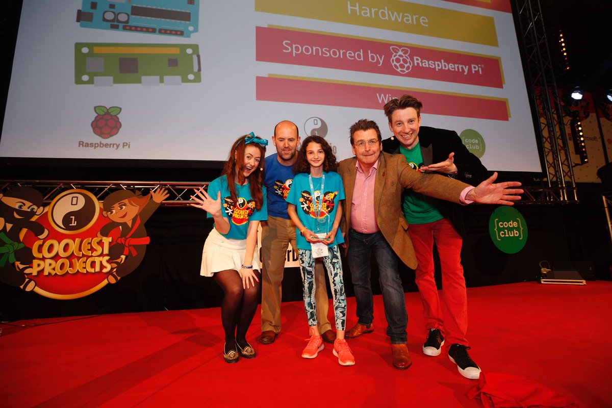 CoolestProjects's tweet image. Thanks @raspberrypi creators @PeteLomasPi and @EbenUpton for presenting the award and #RaspberryPi supporting the award!