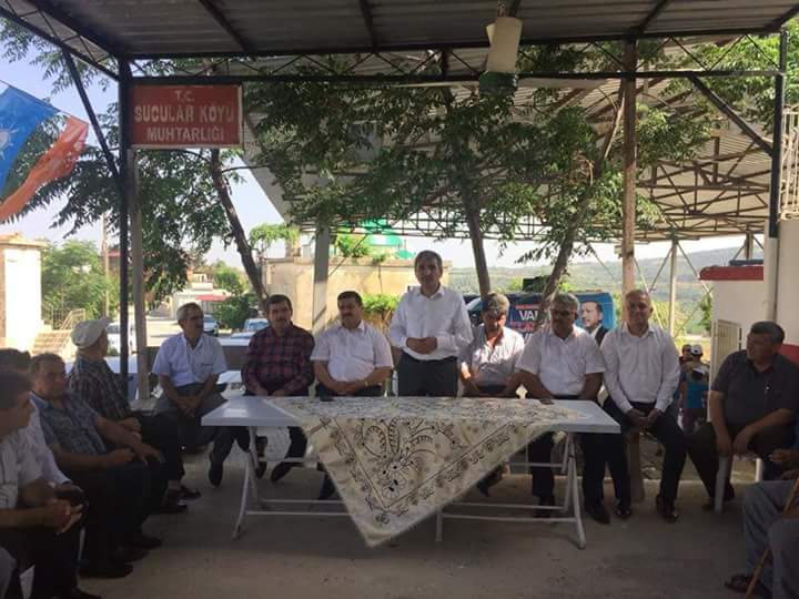 Akpartitarsus33's tweet photo. #AK #Parti #Tarsus İlçe Teşkilatımız, milletvekilimiz Sn. Ali Cumhur Taşkın Mersin İl Yönetim Kurulu Üyemiz, İlçe Belediye Meclis Üyemiz, Kadın Kollarımız ve Gençlik Kollarımız ile birlikte #Sucular Mahallemiz Sakinleri ile bir araya geldik. https://t.co/9J7Oz0wOk5