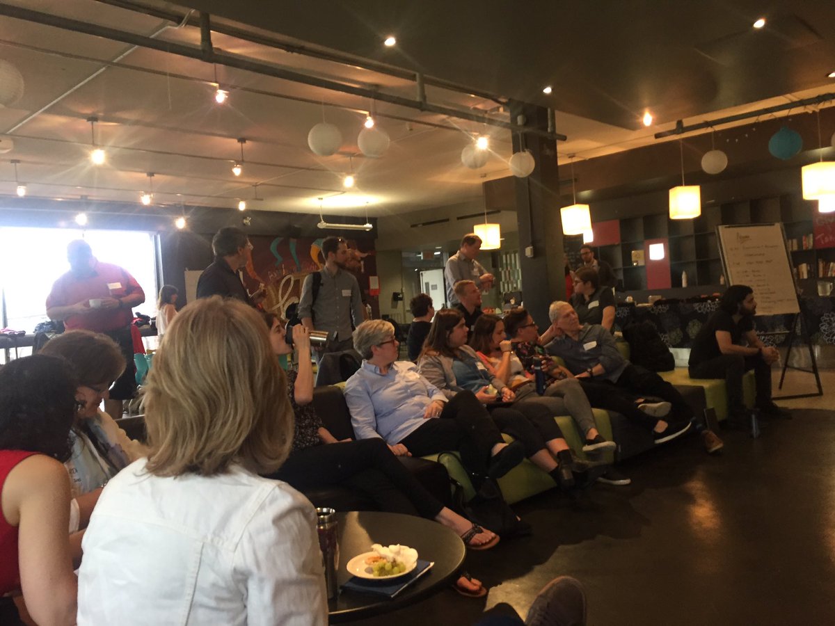 IMIXcoCREATION's tweet photo. Ready for lunch and continue our conversations: :) https://t.co/GSFXkGtwbc
