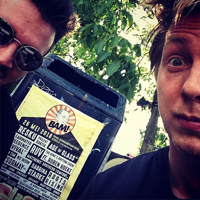Legendarische prullenbak, goeie line-up, wij staan er ook op maar moet je even je leesbril er bij pakken <a href="/bamfestival/">Bam Festival</a>.hengelo ZININ instagram.com/p/BjPsL_iFDs-/
